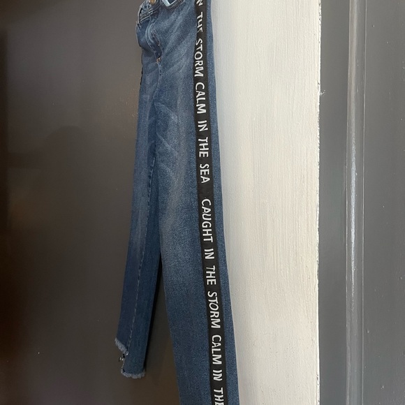 Zara Women Jeans - Picture 3 of 3